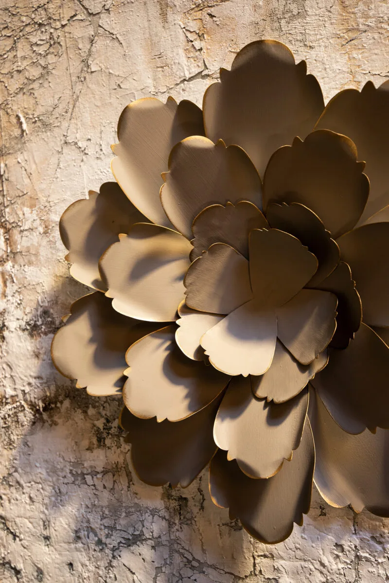 Erdas Grey iron wall panel in flower shape PTMD - Afbeelding 4